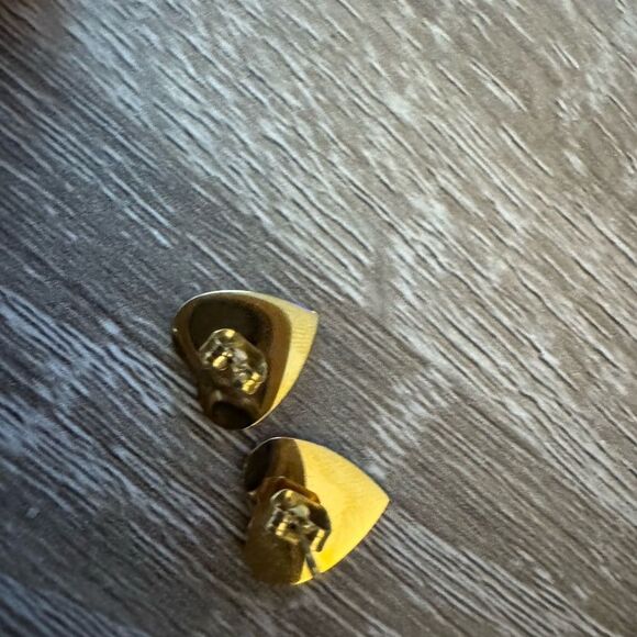 Gucci Gold Heart-Shaped Earrings - Picture 4 of 6